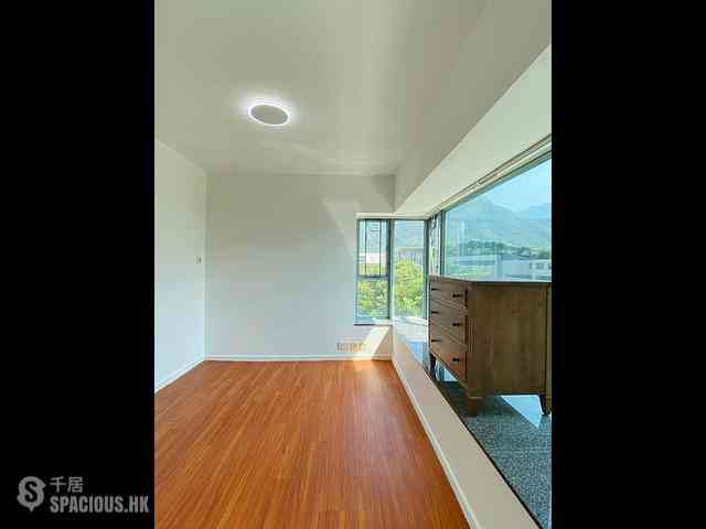 Tung Chung - Seaview Crescent Block 1 11