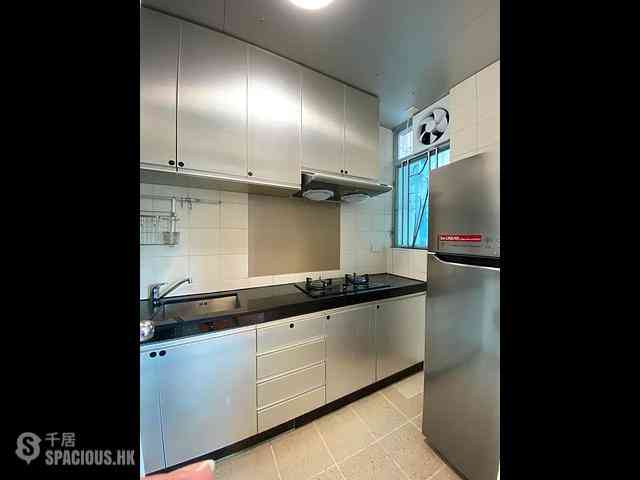 Tung Chung - Seaview Crescent Block 1 07