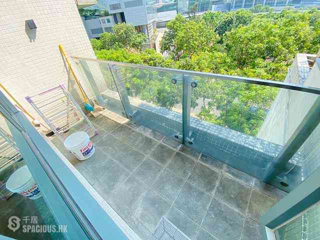 Tung Chung - Seaview Crescent Block 1 06