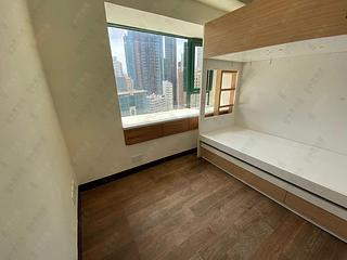 Kennedy Town - University Heights Block 2 02