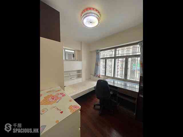 North Point - King's Way Mansion 10