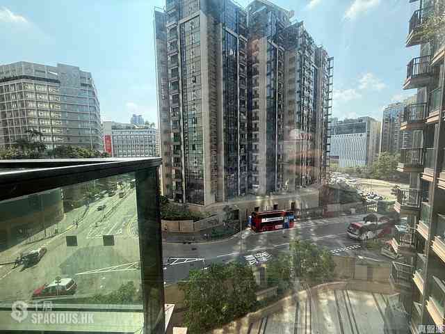 Ho Man Tin - Mantin Heights Block 10 01