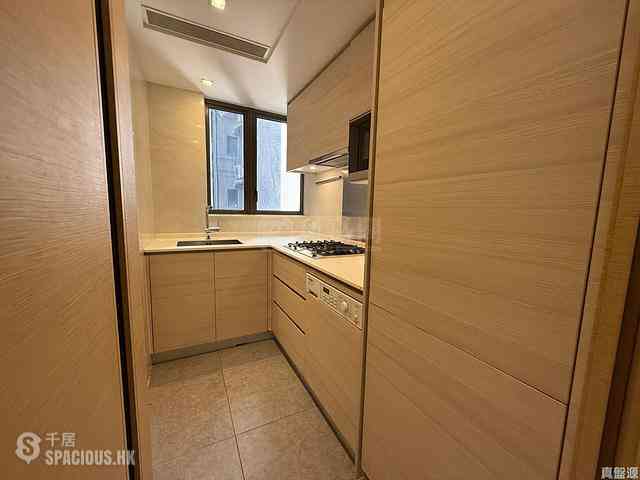 Ho Man Tin - Mantin Heights Block 10 04