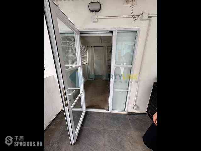 Central - Mee Lun House 10
