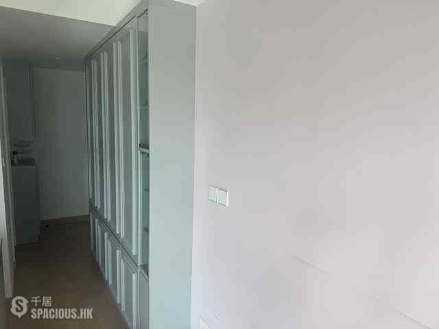 Tseung Kwan O - Monterey Block 6A 06