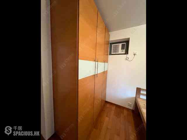 Tung Chung - Seaview Crescent Block 3 02