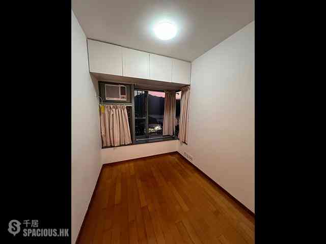 Tung Chung - Seaview Crescent Block 3 04