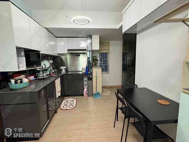 Tung Chung - Century Link Phase 1 Tower 3B 03