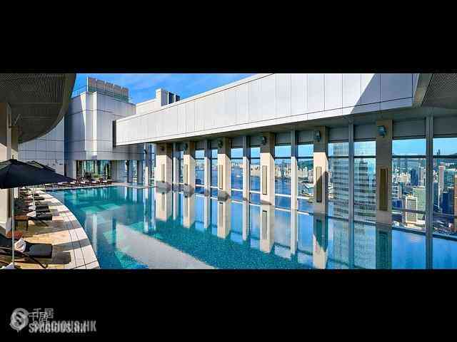 Central - Four Seasons Place 01