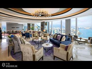 Central - Four Seasons Place 06