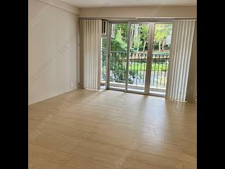 Wan Chai - Phoenix Court Block 4 02
