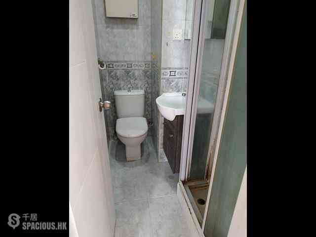 Fortress Hill - Wah Hoi Mansion Block A 05
