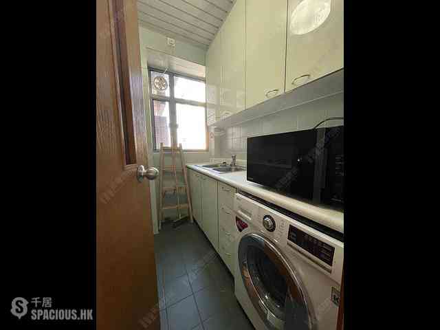 Central - Hollywood Terrace Block A 06