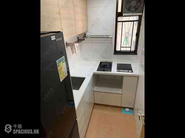Shek Tong Tsui - Kwan Yick Building Phase 2 Block B 03