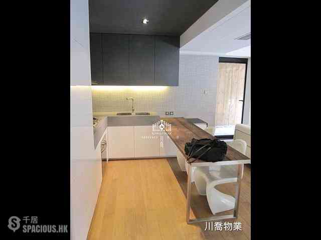 Shek Tong Tsui - Goa Building 08