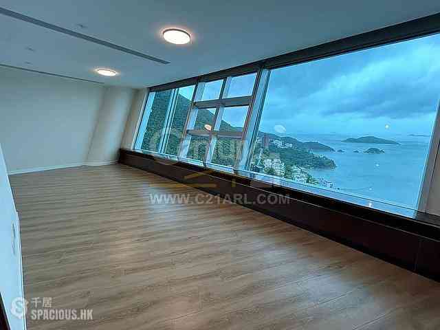 Repulse Bay - The Lily Block 4 04