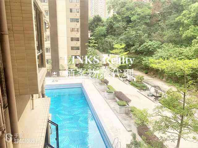 Happy Valley - Winfield Building Block C 01