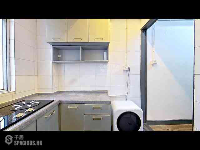 Sai Wan Ho - 12, Shing On Street 06