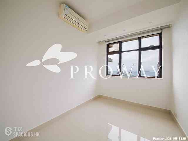Pok Fu Lam - Baguio Villa Block 17 08