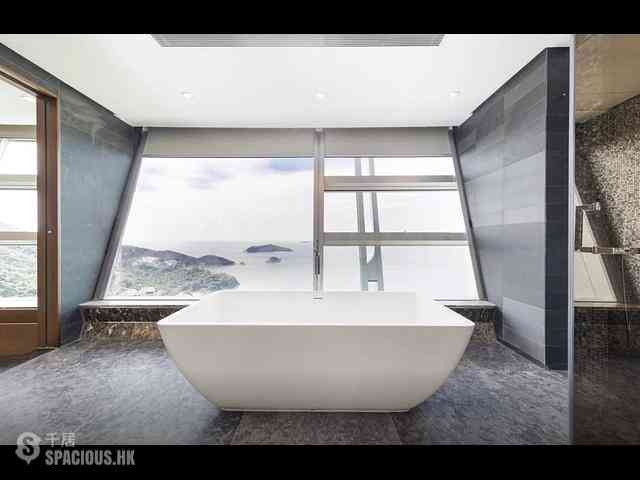 Repulse Bay - The Lily Block 4 07