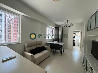 Sai Ying Pun - Tong Nam Mansion 02