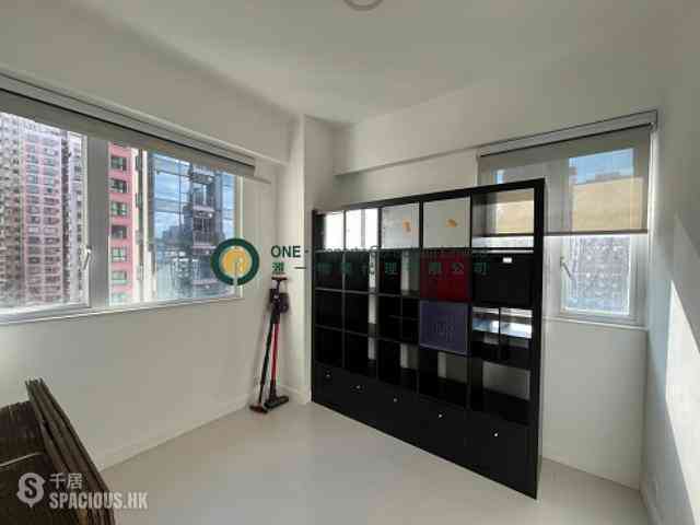 Sai Ying Pun - Tong Nam Mansion 06