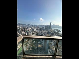 Tai Kok Tsui - The Hermitage Block 1 04