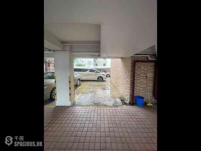 Yau Yat Chuen - Royal Magnolia 18