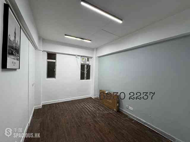 Sheung Wan - 109-111, Wing Lok Street 03