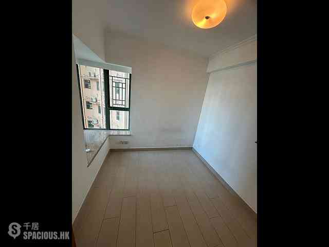 Tai Kok Tsui - Park Avenue Phase 1 Block 7 05