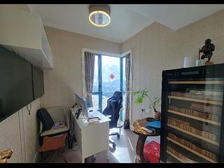 Tai Kok Tsui - The Long Beach Tower 6 06