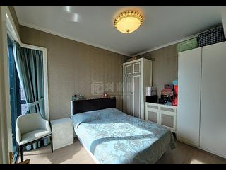 Tai Kok Tsui - The Long Beach Tower 6 09