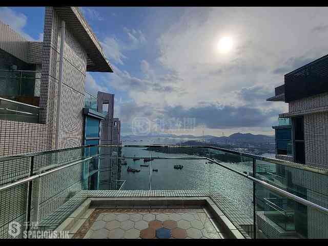 Tai Kok Tsui - The Long Beach Tower 6 12