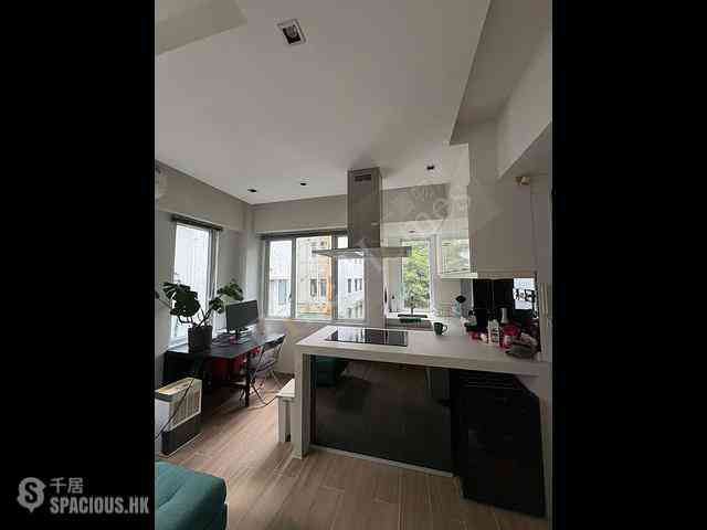 Sheung Wan - 280-282, Queen's Road Central 02