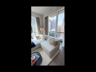 Sheung Wan - 42, Tung St. 02