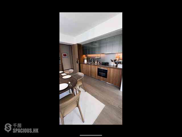 Sheung Wan - 42, Tung St. 04