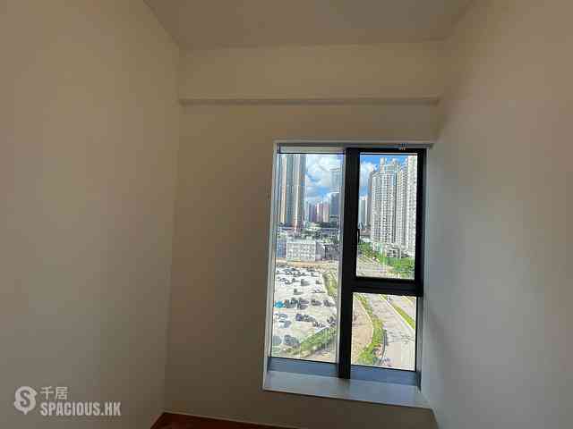 Tseung Kwan O - Alto Residences Block 8 07