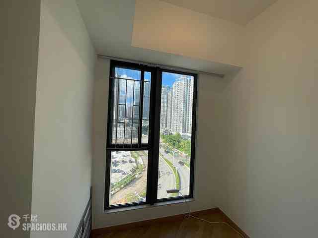 Tseung Kwan O - Alto Residences Block 8 08