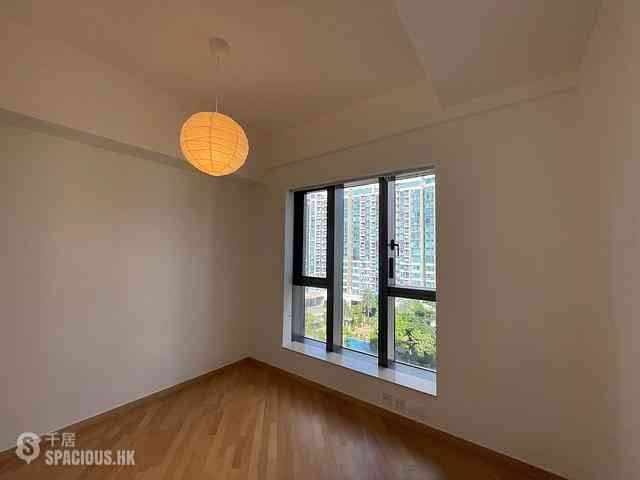 Tseung Kwan O - Alto Residences Block 8 09