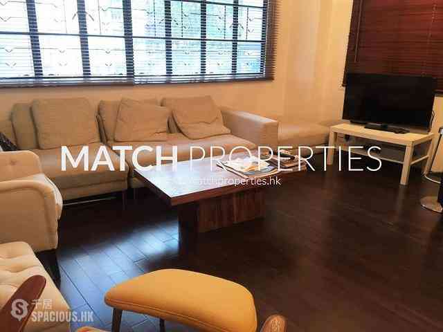 Central - 10, Gage Street 02