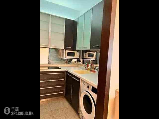 Hung Hom - The Metropolis Residence Block 2 06