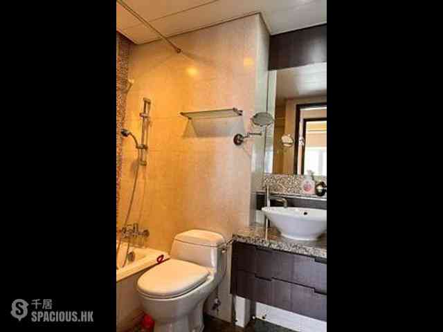 Hung Hom - The Metropolis Residence Block 2 07