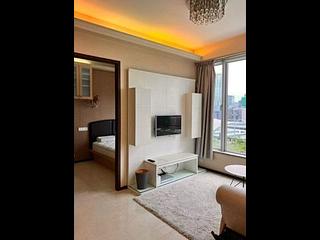 Hung Hom - The Metropolis Residence Block 2 02