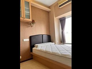 Hung Hom - The Metropolis Residence Block 2 05