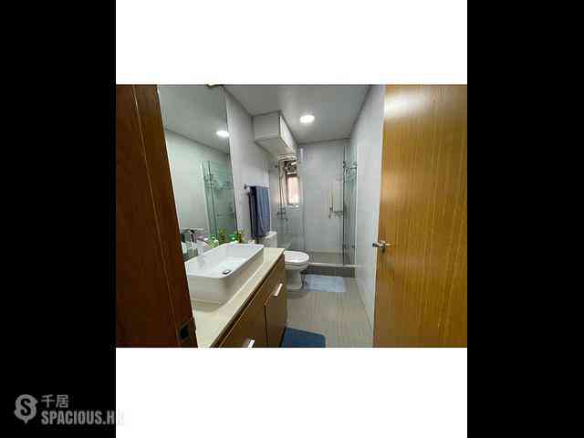 Tsim Sha Tsui East - Hilton Towers 04