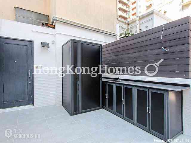 Sai Ying Pun - Sun Luen Building 05