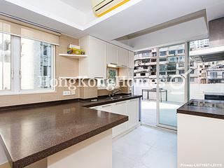 Sai Ying Pun - Sun Luen Building 11
