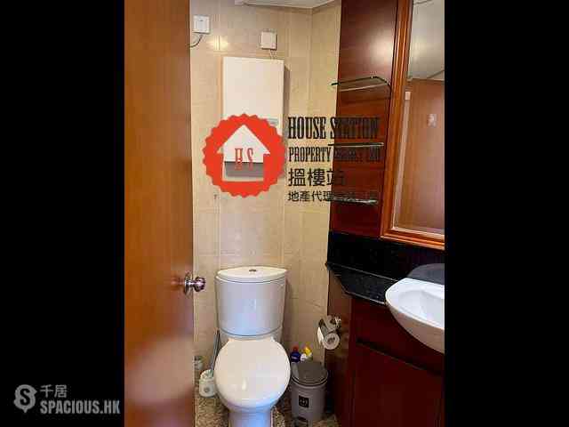 West Kowloon - Sorrento Phase 1 Block 5 03
