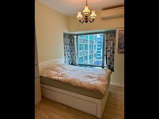 West Kowloon - Sorrento Phase 1 Block 5 05