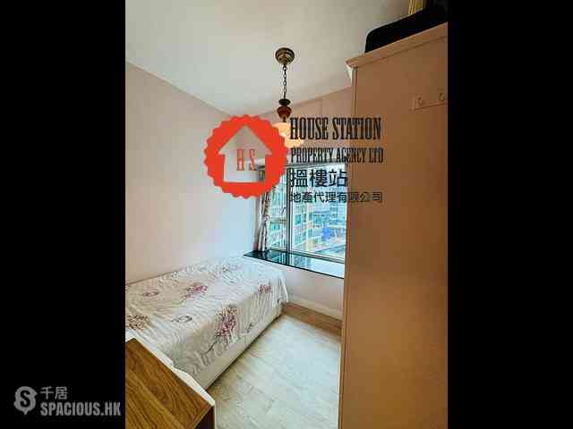 West Kowloon - Sorrento Phase 1 Block 5 06